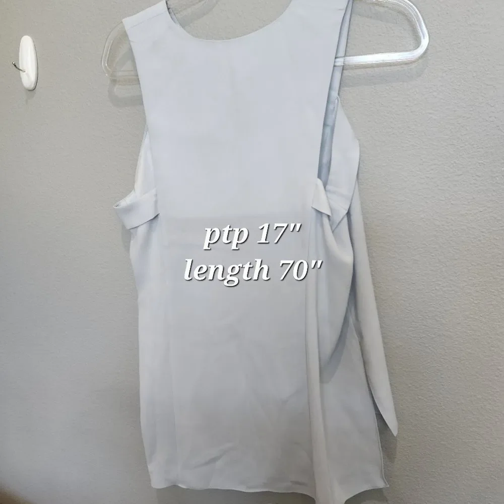 NWT BCBG Vicky woven blue top - Picture 3 of 4